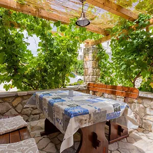 https://apartment-jurasic.primorje-gorskikotar.com